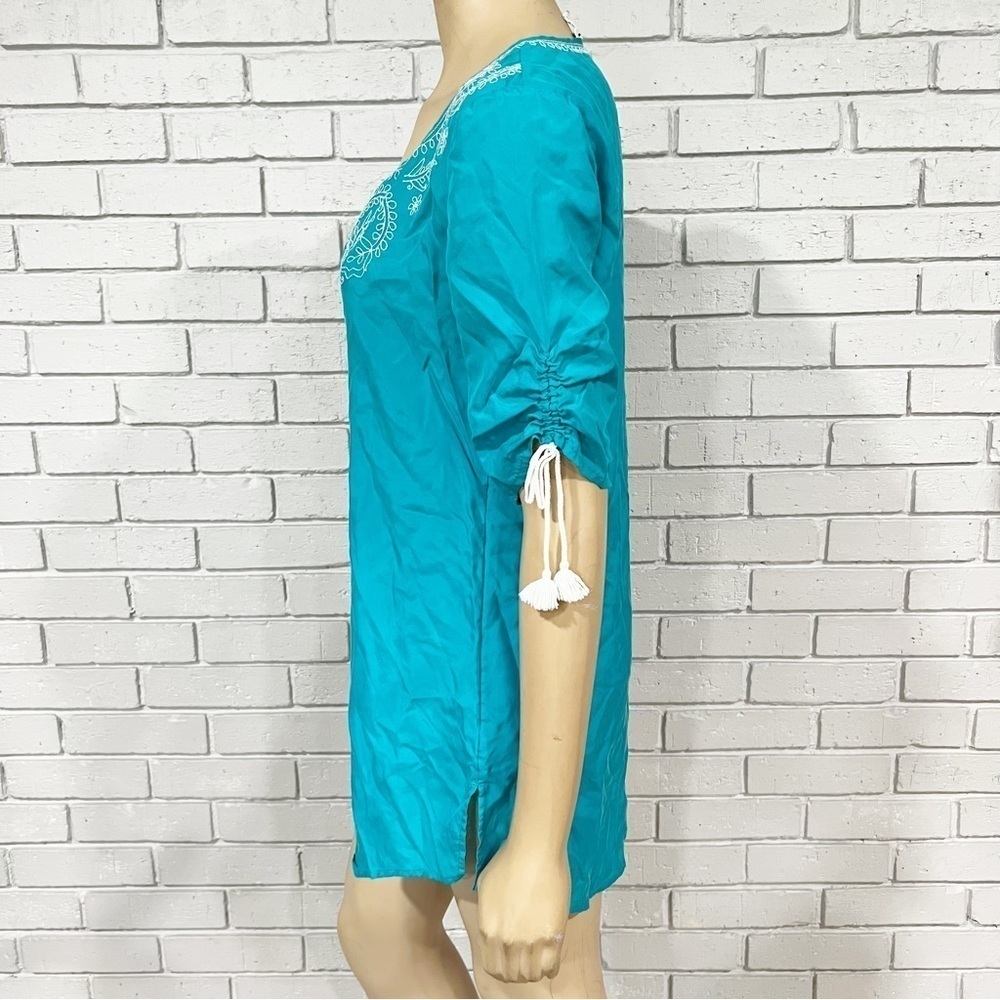 Banana Republic Women’s Turquoise‎ Embroidered Top - Picture 4 of 9